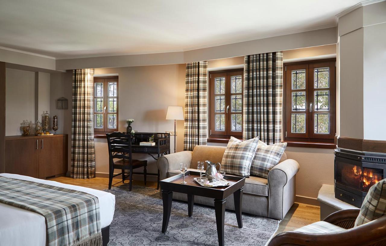 Mountrace Suites & Spa Monodendri Eksteriør billede