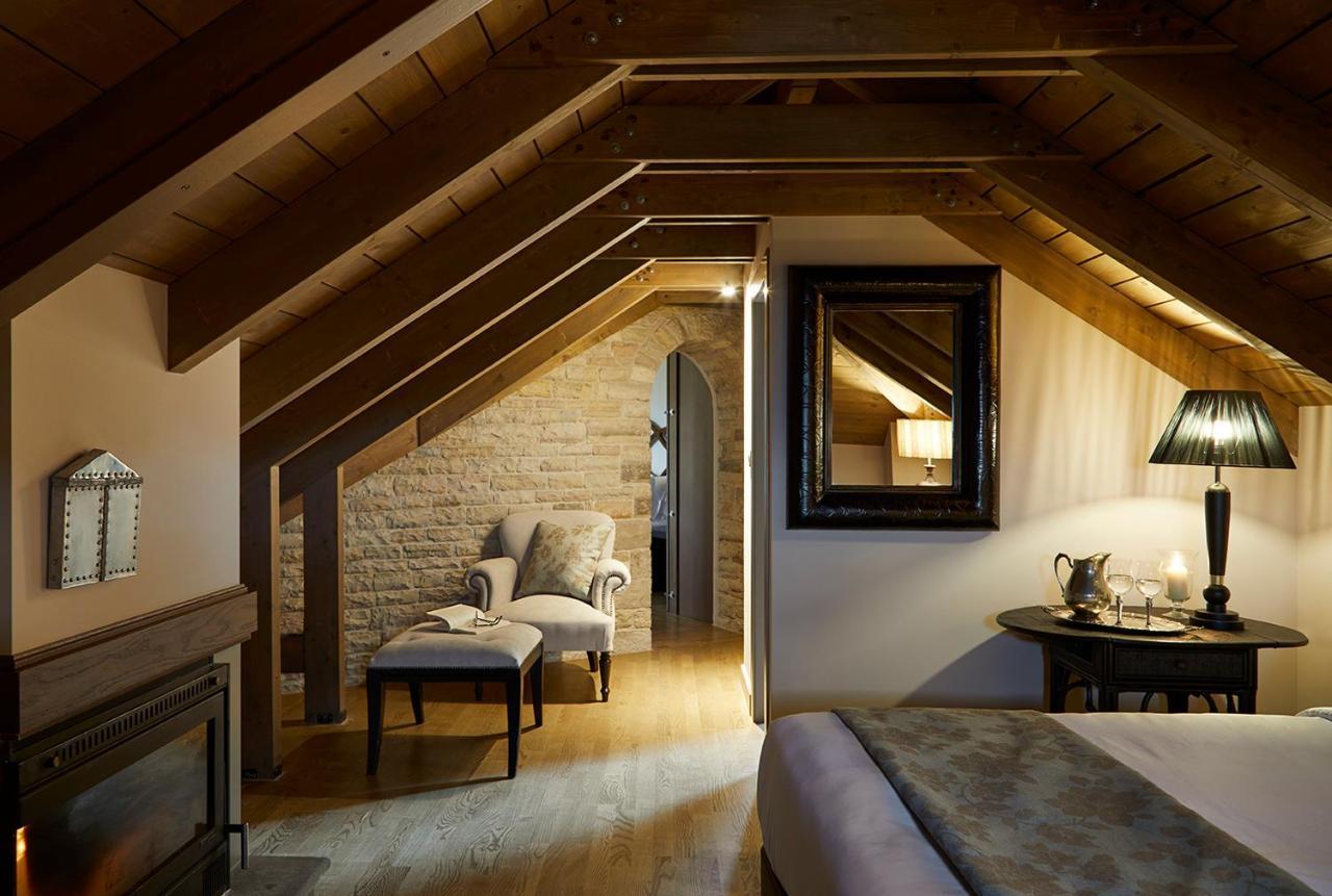 Mountrace Suites & Spa Monodendri Eksteriør billede
