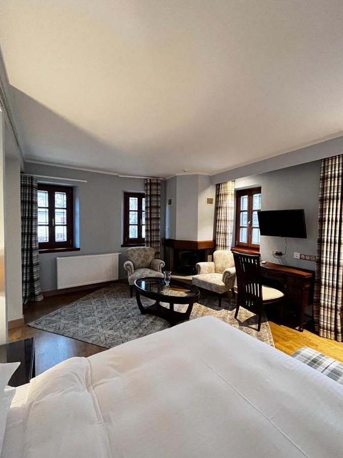 Mountrace Suites & Spa Monodendri Eksteriør billede