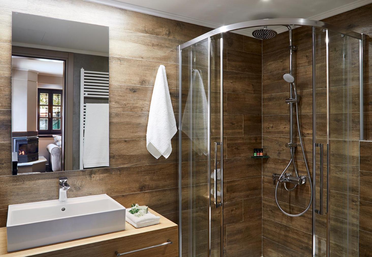 Mountrace Suites & Spa Monodendri Værelse billede